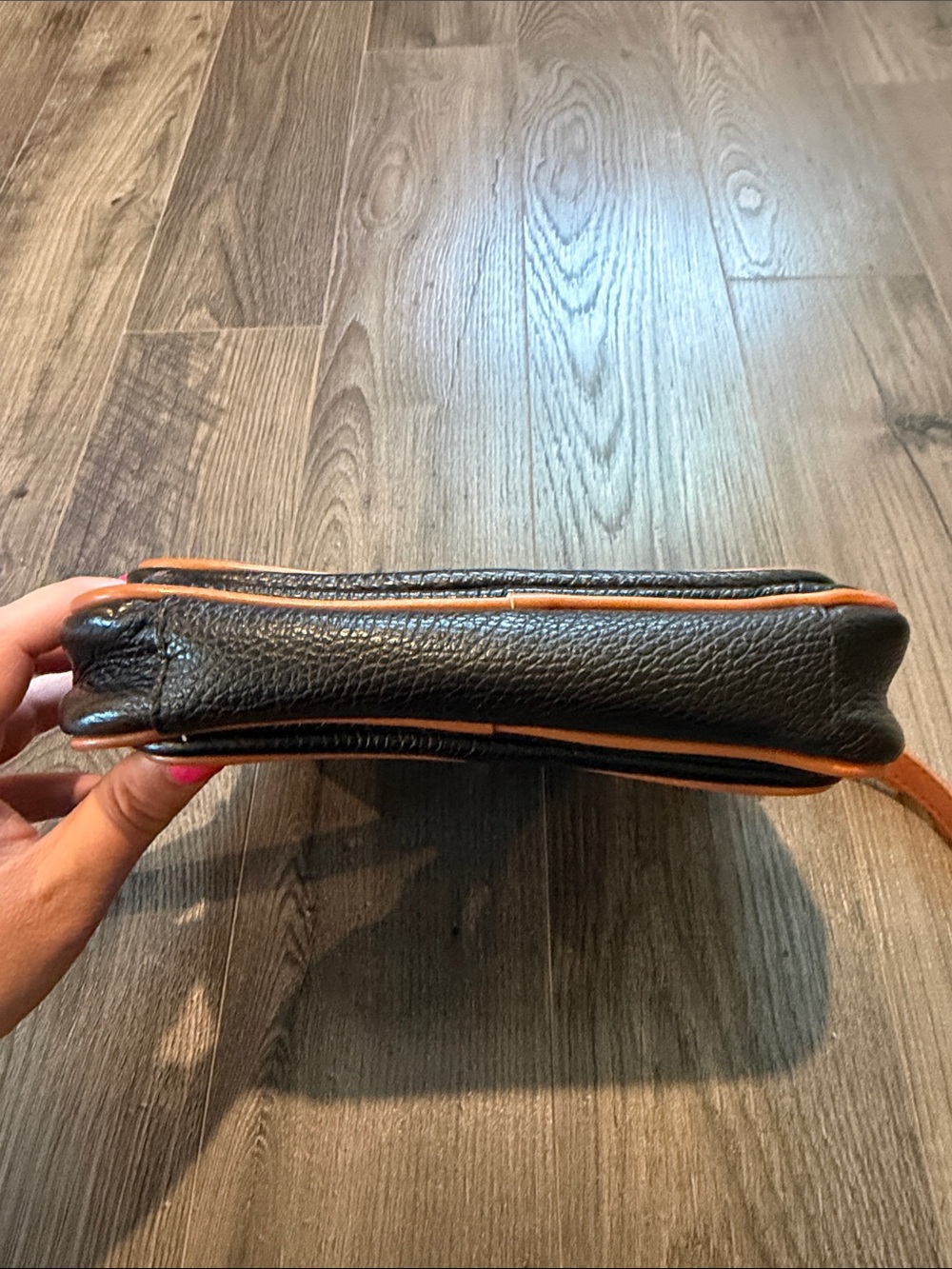 Valentina Classic Two-Tone Crossbody Bag in Black and Tan - Picture 5 of 10